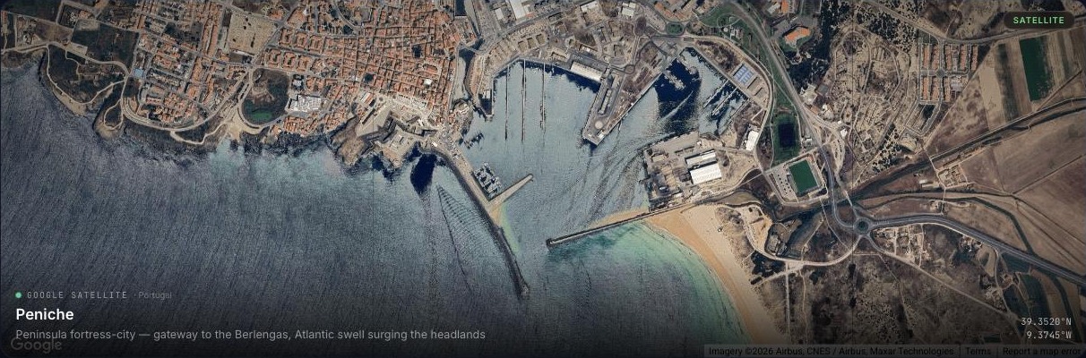 captainLink harbour satellite imagery — Peniche
